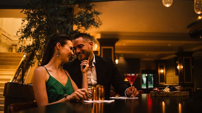 What parking options are available at Subito?